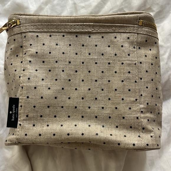 Kate Spade Out to Lunch small handle lunch bag POLKA DOT  EUC - Picture 2 of 9